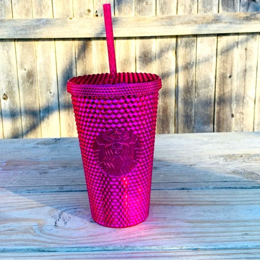 Starbucks grande sangria Bling Magenta Pink Metallic
Chrome Studded Tumbler 2022